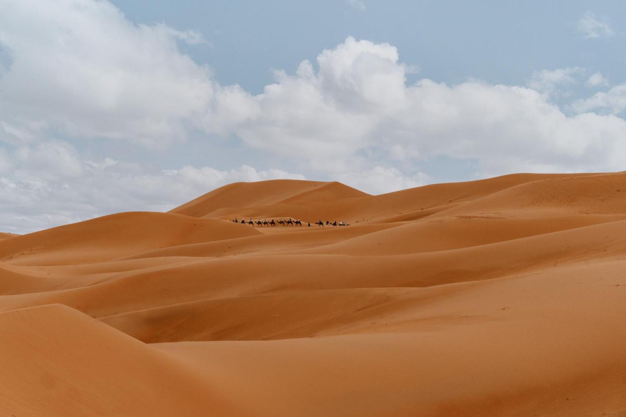 Merzouga Luxury Sahara Camps Экстерьер фото